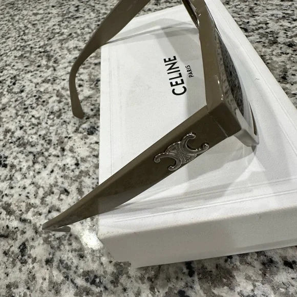 CELINE TRIOMPE ACETATE SQUARE SUNGLASSES BEIGE GRADIENT BROWN - Picture 14 of 14